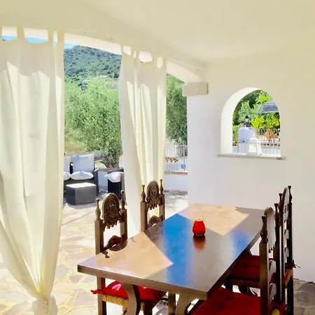 International House * San Teodoro (Sardinia)